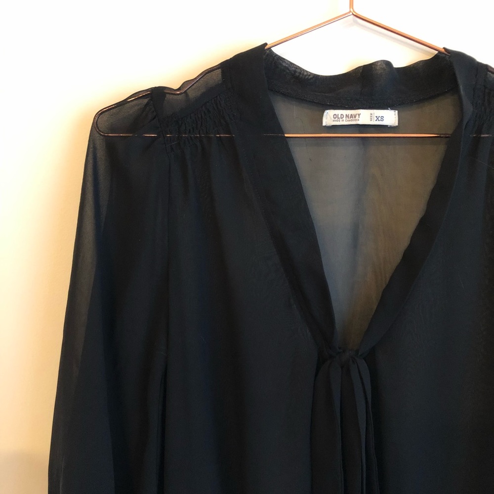 💝Black sheer Old Navy blouse